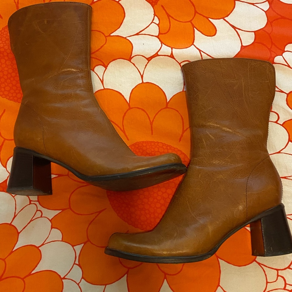 Vintage Chunky Heel Square Toe Steve Madden Boots